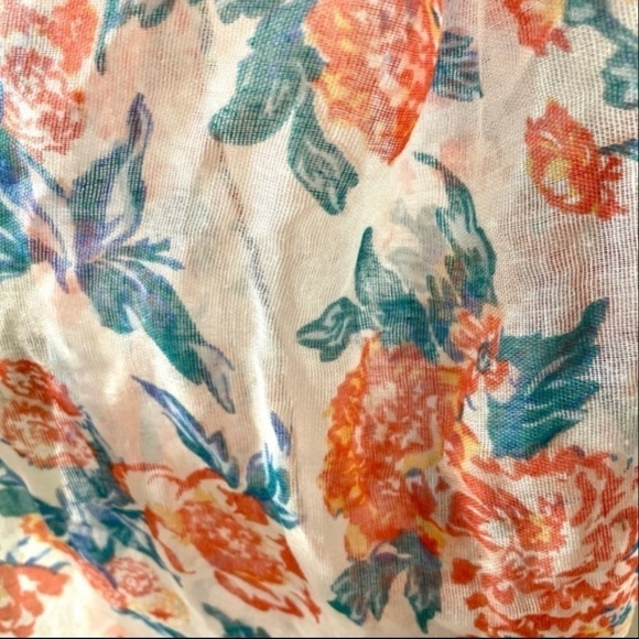 2 Infinity Scarves Chevron and Floral Scarf - Picture 5 of 12